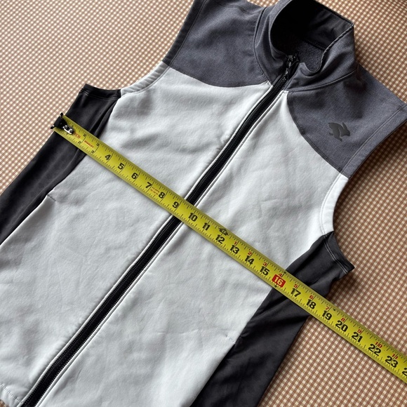 Rabbit Mens Vest LARGE White Black Gray Full Zip Running outerwear sporty - Picture 11 of 14